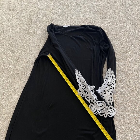 Whimsygoth Black Flowy Midi Dress With White Lace Hem & Lace Sleeve Details 2XL - Picture 7 of 8